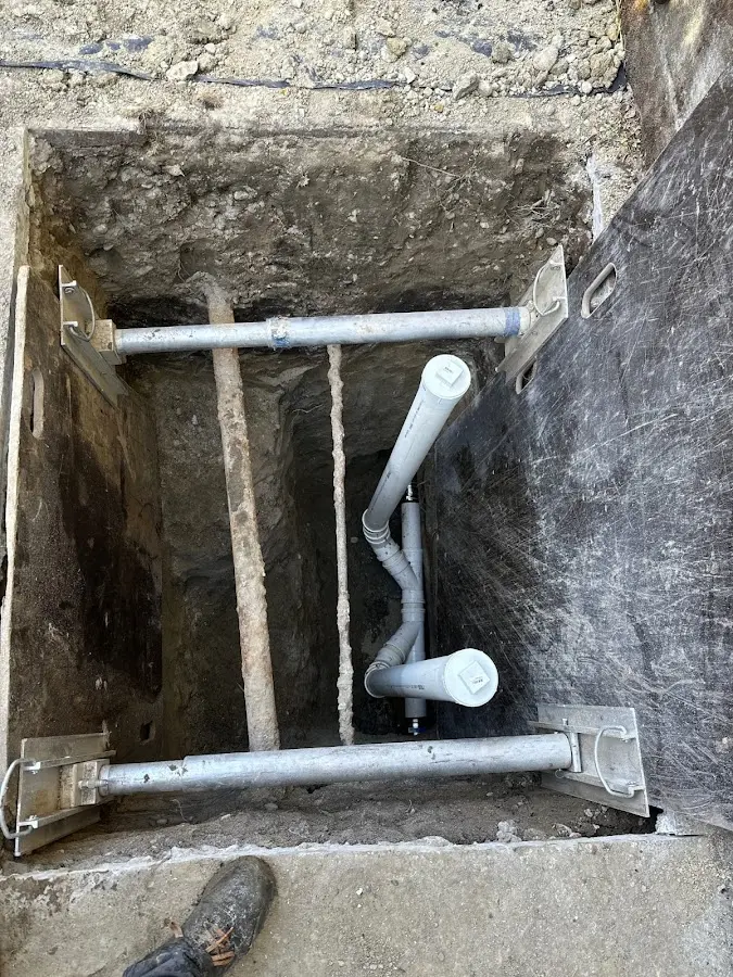 Experienced plumber completing Drain Cleaning work in Abilene
